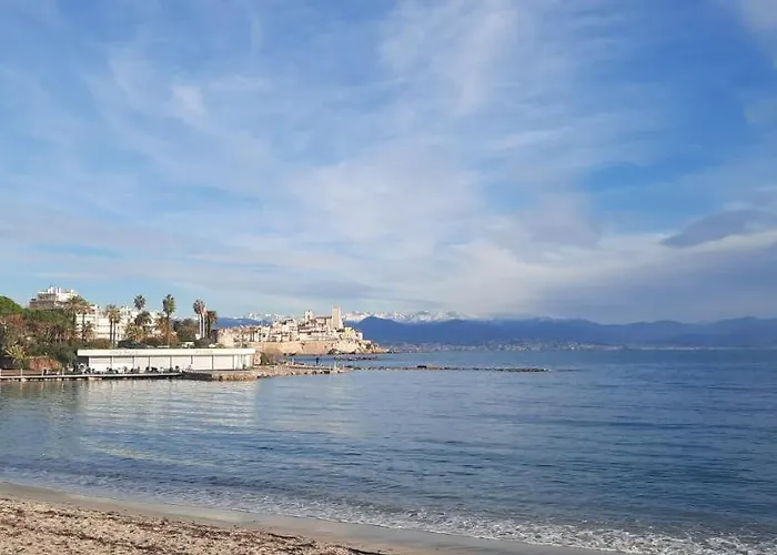 Romantic Sea View Studio, Steps Away From The أنتيب