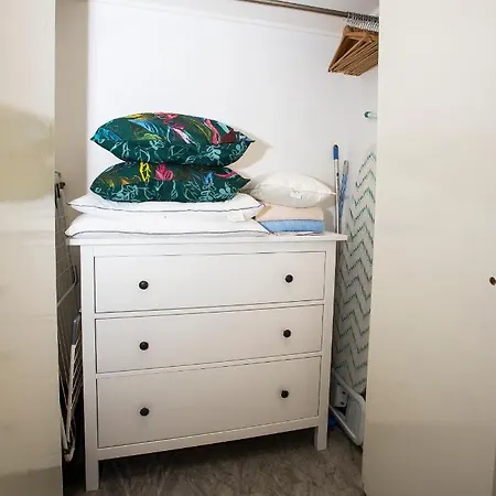 Romantic Sea View Studio, Steps Away From The Апартаменты Антиб